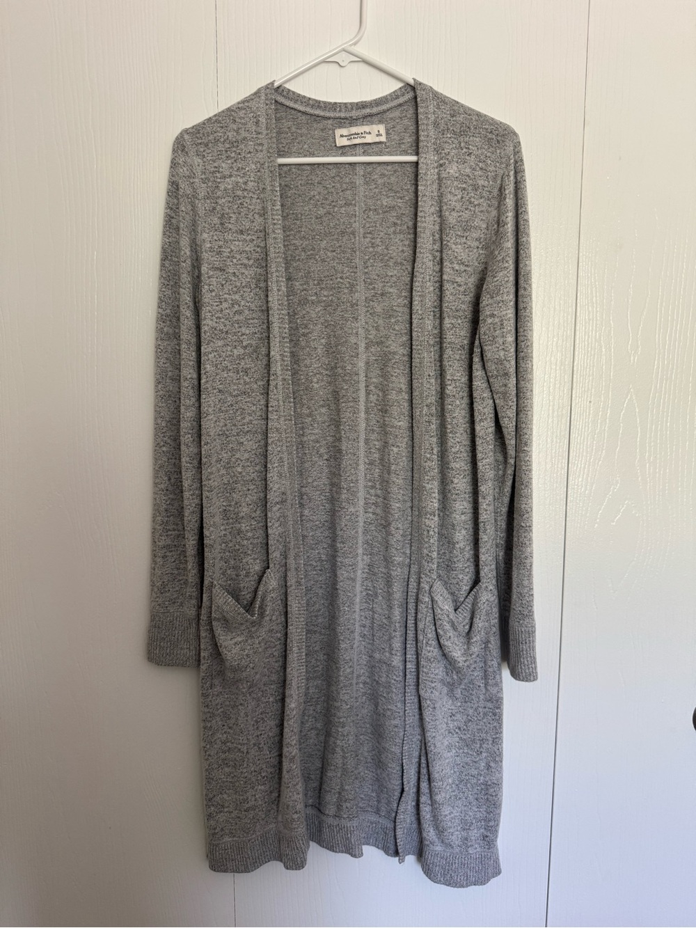 Abercrombie & Fitch Heather Gray Open-Front Long Cardigan